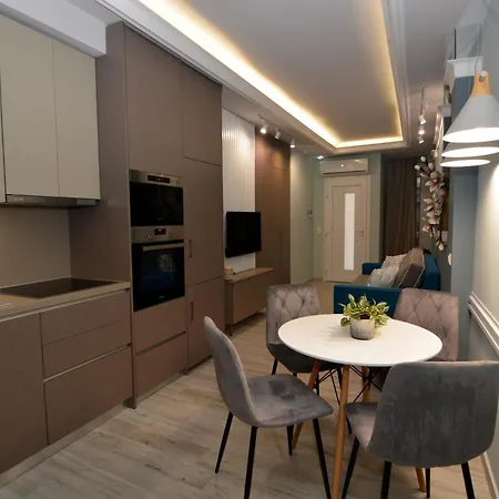 Chic Living 1 * Kavala