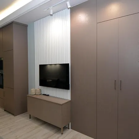 Chic Living 1